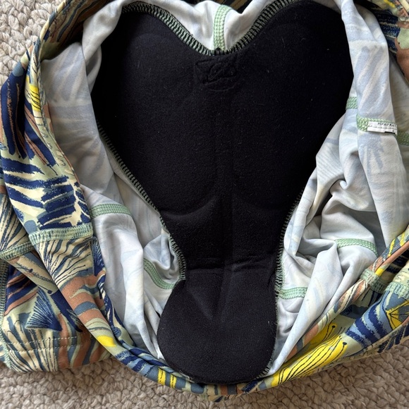 Multicolor Patagonia Women's bike Shorts - Picture 3 of 3